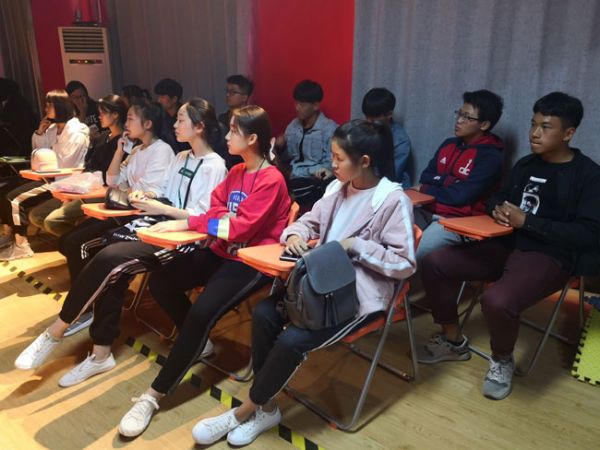 怎樣才能提高自己的表演技巧？